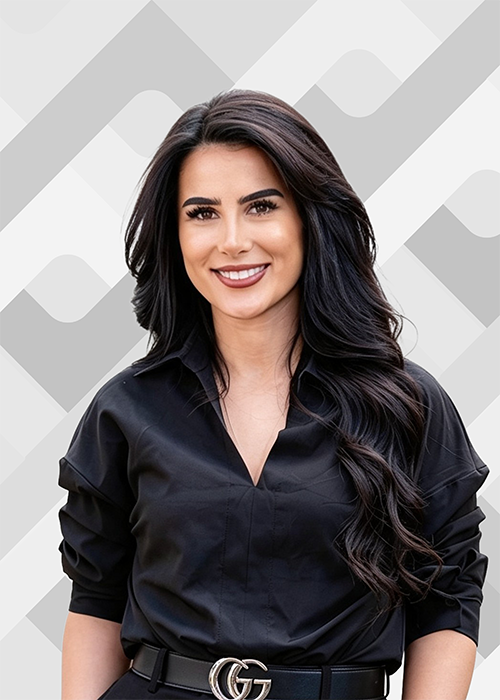 Ava Babakhani- Meet the team-LR